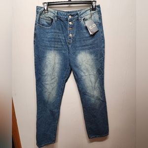 NWT C.O.Z.Y.  Jeans Button Front Women’s‎ XL Casual B316